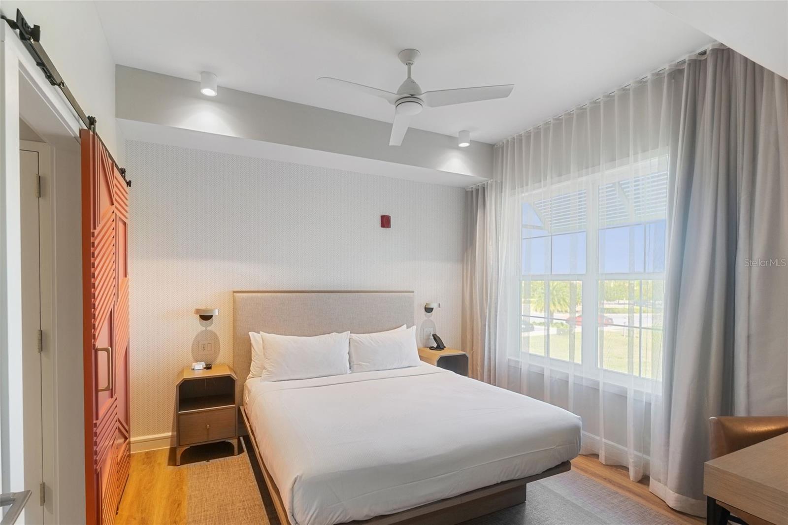 Image 19 of 42 For 3151 Sunset Walk Drive 202