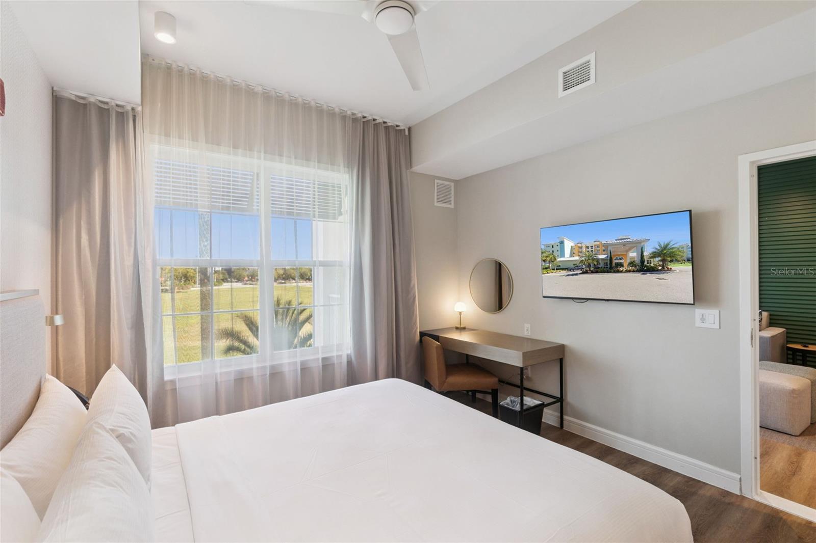 Image 22 of 42 For 3151 Sunset Walk Drive 202