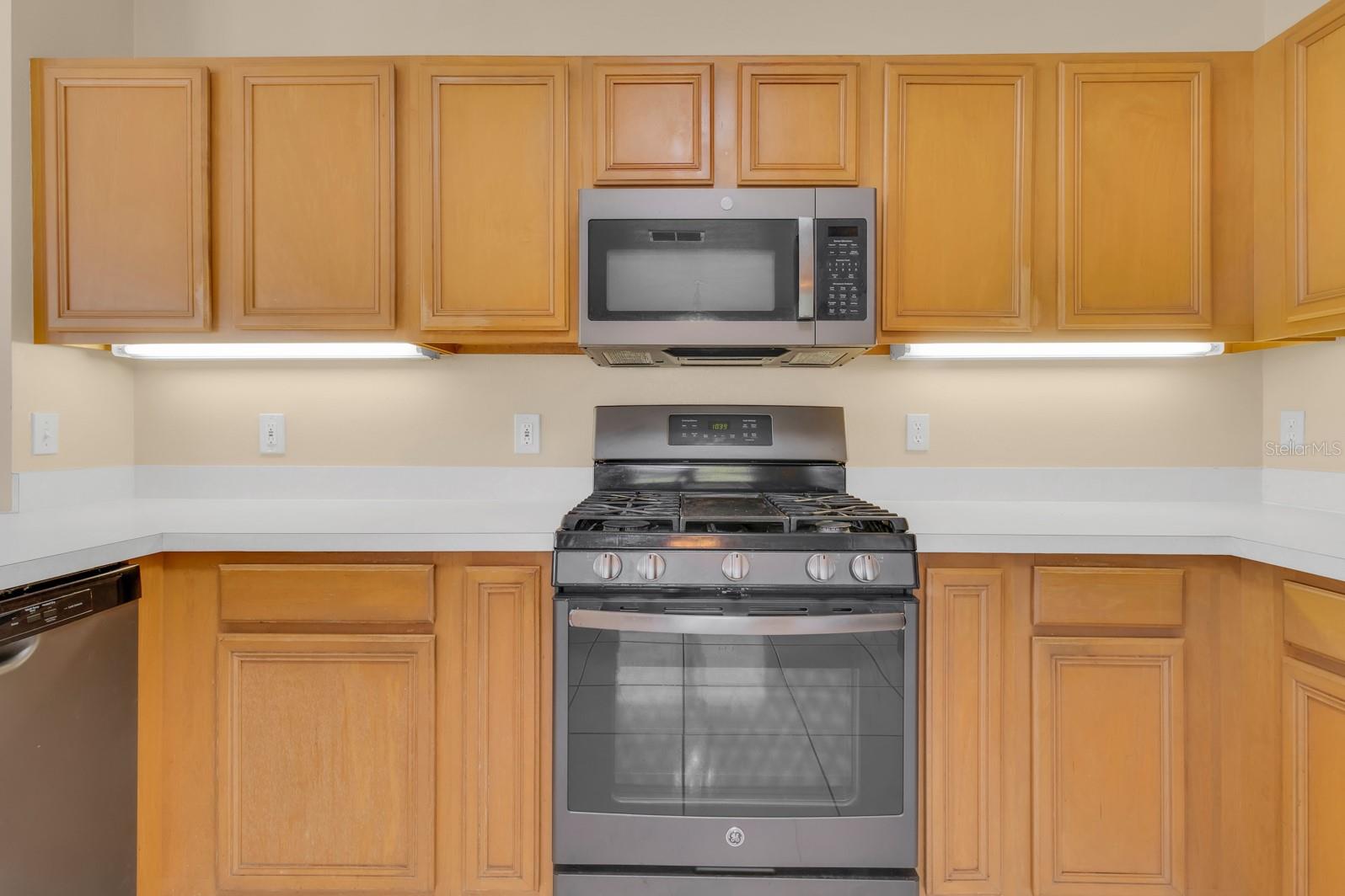 Image 13 of 48 For 5051 Heatherlake Terrace