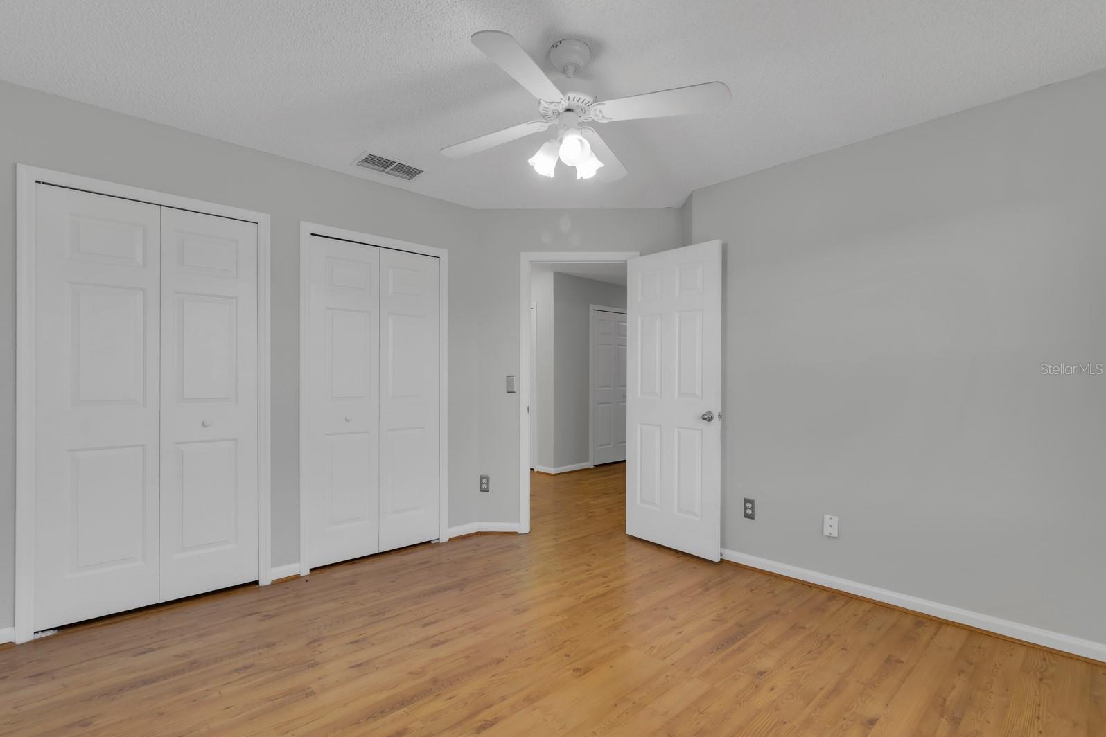 Image 26 of 48 For 5051 Heatherlake Terrace