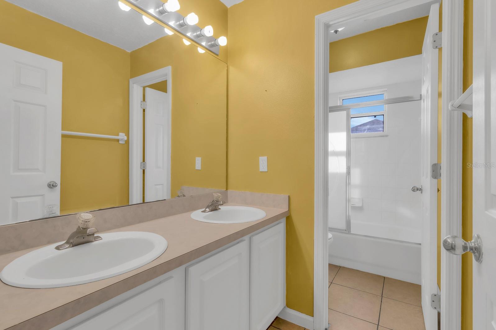 Image 30 of 48 For 5051 Heatherlake Terrace