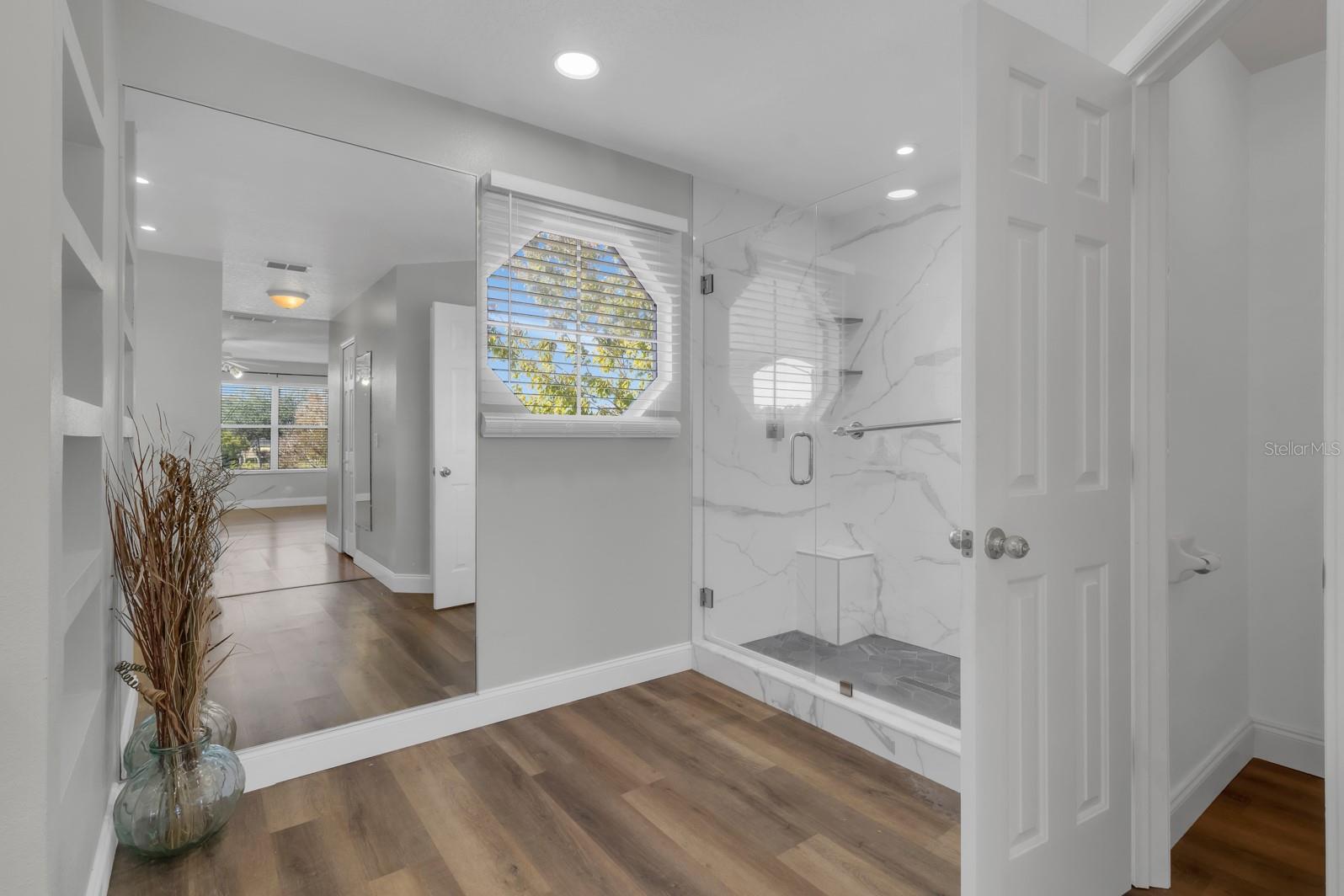 Image 34 of 48 For 5051 Heatherlake Terrace