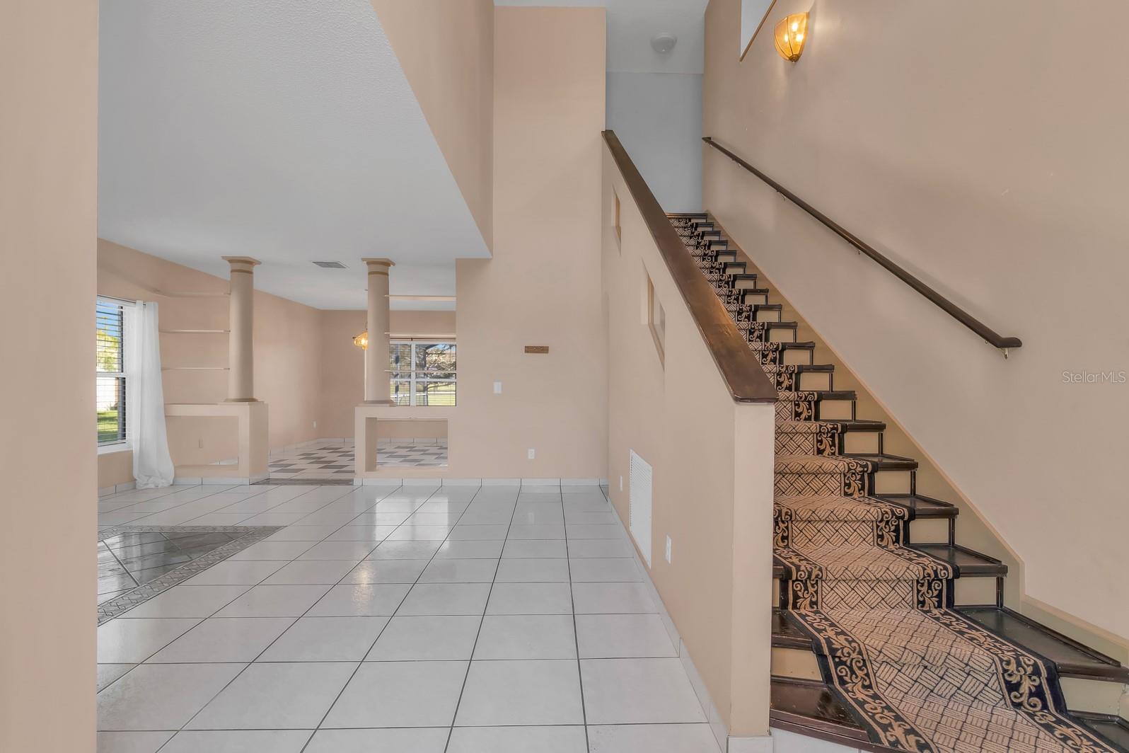 Image 6 of 48 For 5051 Heatherlake Terrace