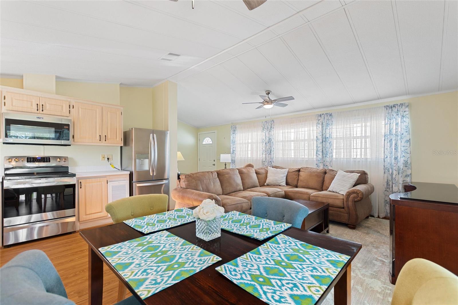 Image 2 of 42 For 16 Championship Dr