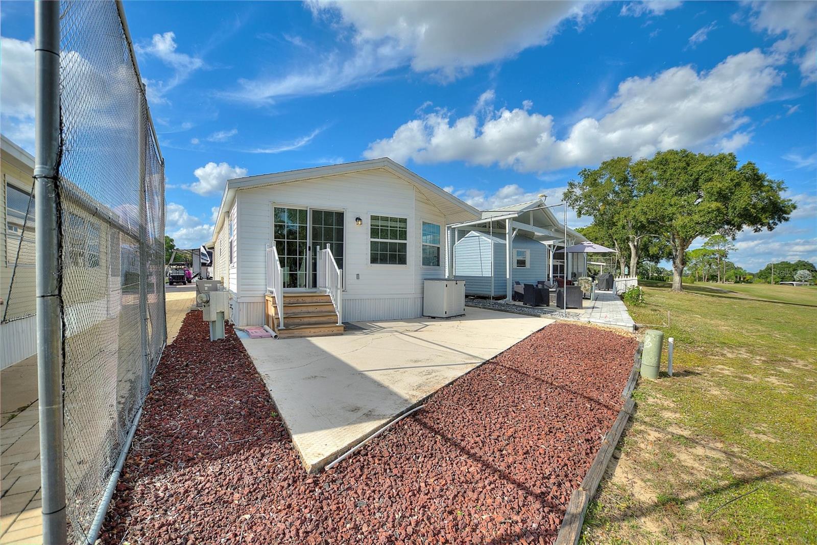 Image 27 of 42 For 16 Championship Dr