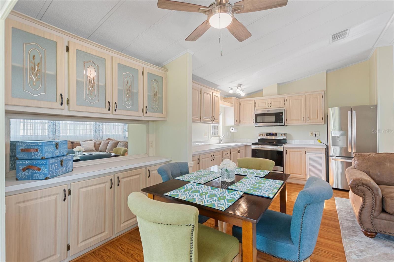 Image 3 of 42 For 16 Championship Dr