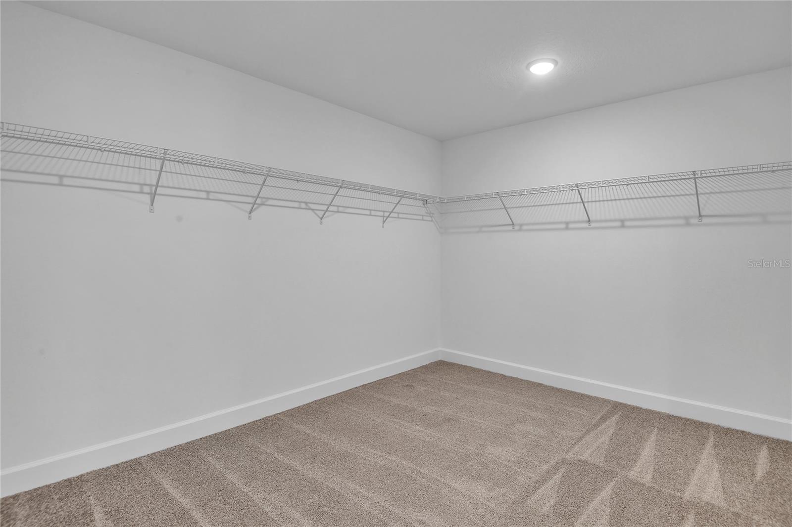 Image 15 of 22 For 1050 Cloud Ridge Court