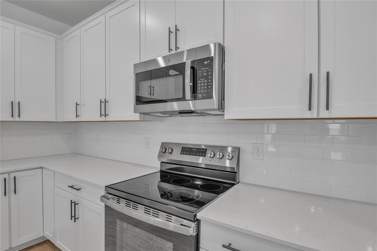 Image 4 of 22 For 1050 Cloud Ridge Court