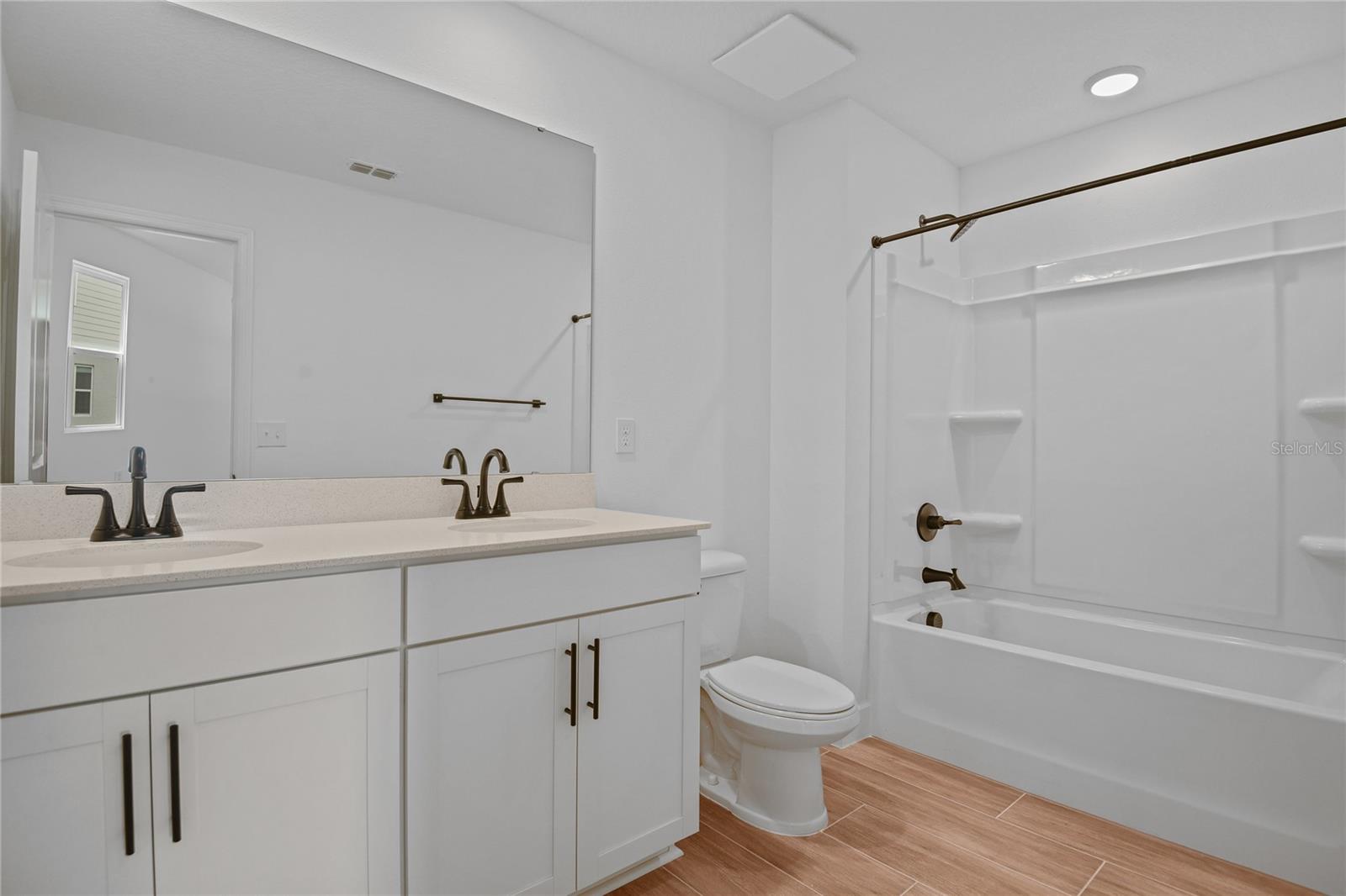 Image 15 of 20 For 1026 Cloud Ridge Court