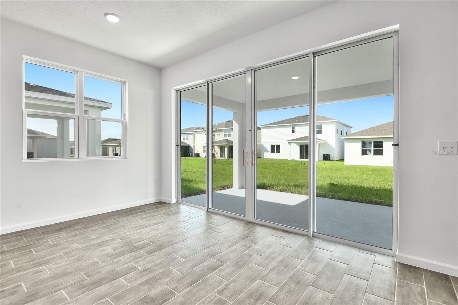 Image 9 of 22 For 5335 Mickey Avenue