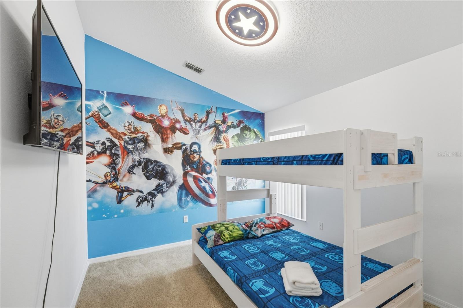 Image 16 of 24 For 345 Kildrummy Drive