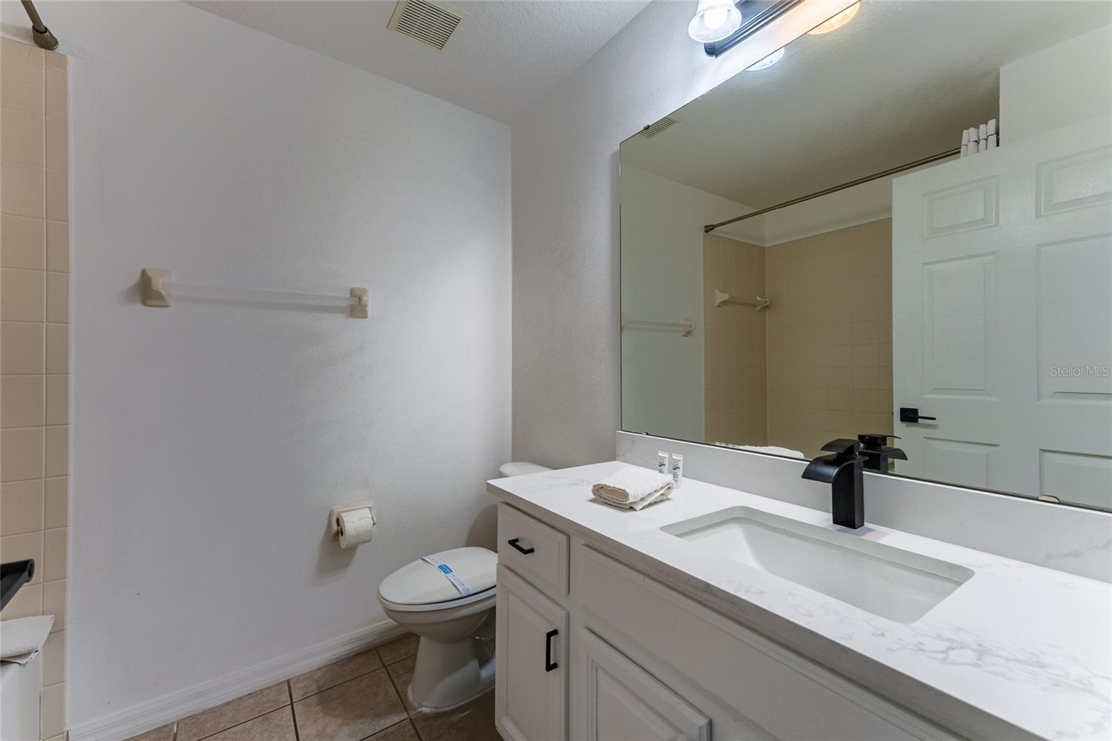 Image 18 of 24 For 345 Kildrummy Drive