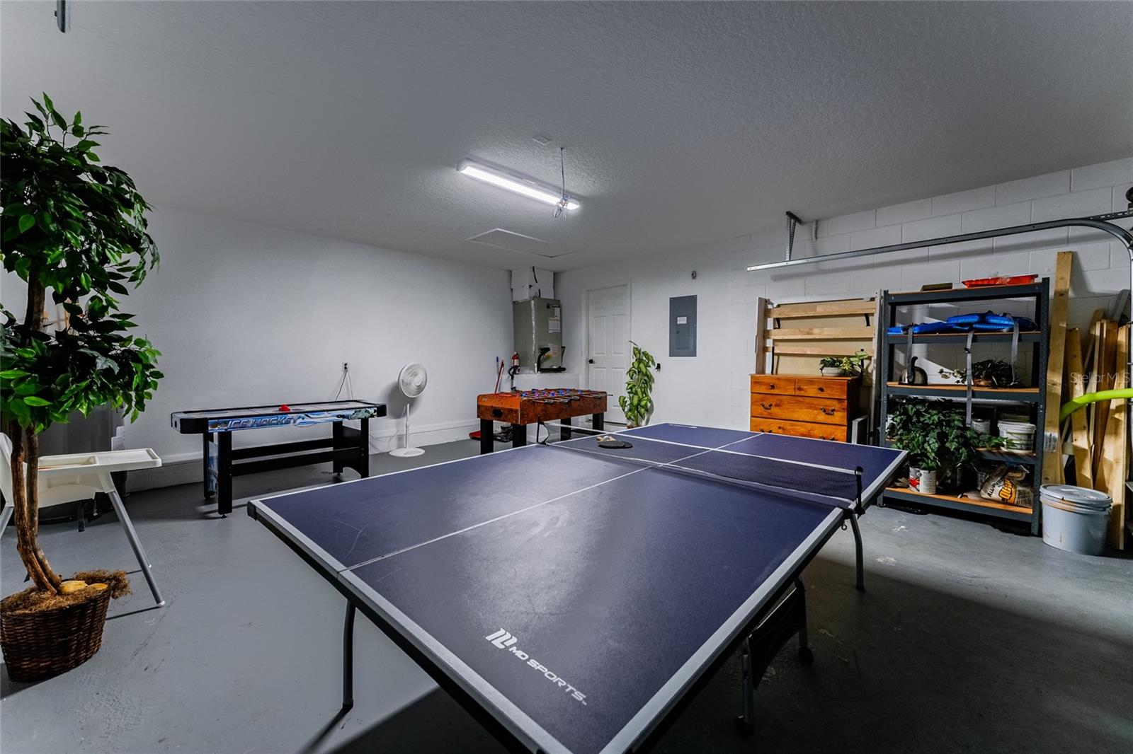 Image 21 of 24 For 345 Kildrummy Drive