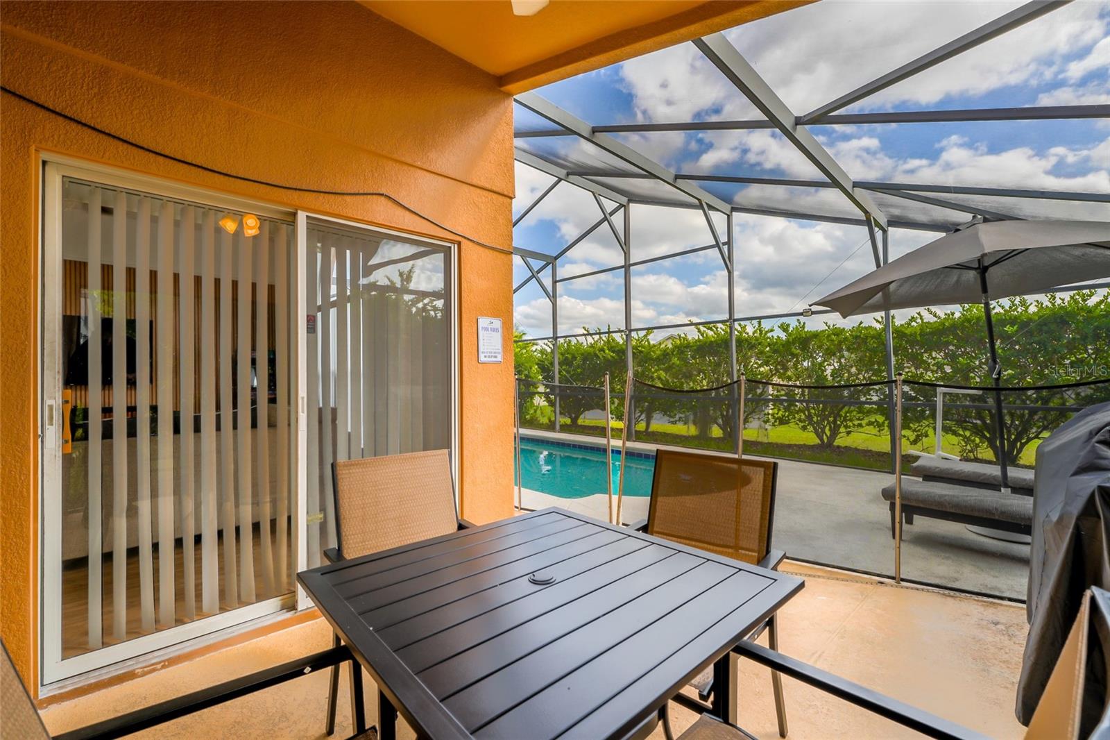 Image 22 of 24 For 345 Kildrummy Drive