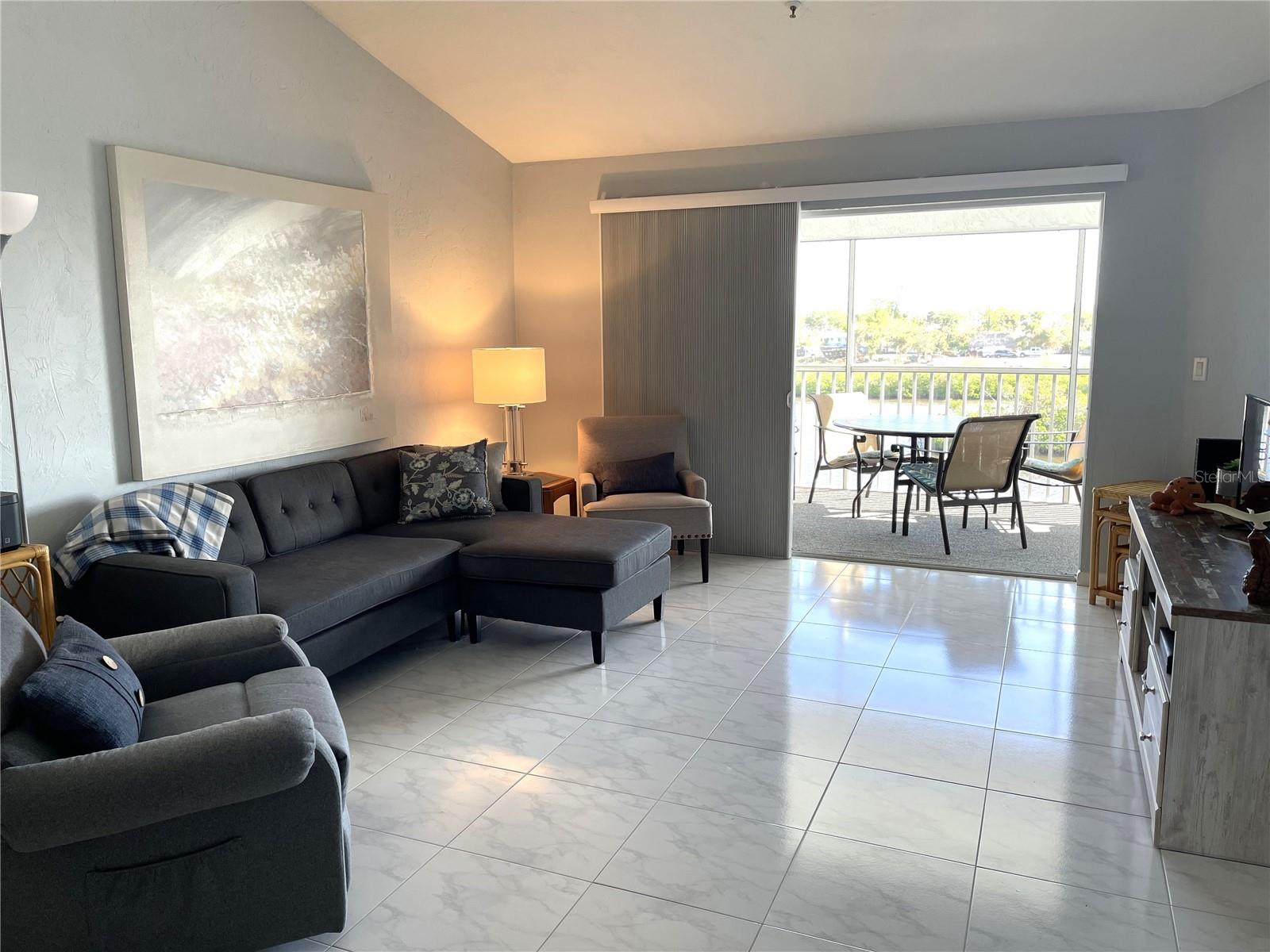 Image 10 of 22 For 1401 Mccall Road 301a