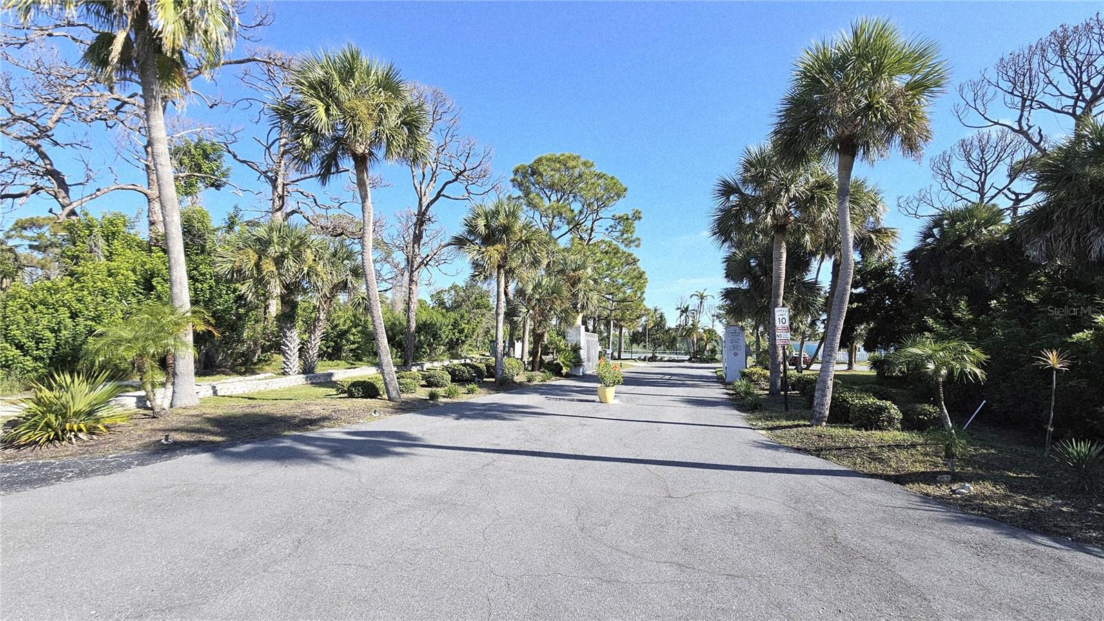 Image 3 of 22 For 1401 Mccall Road 301a