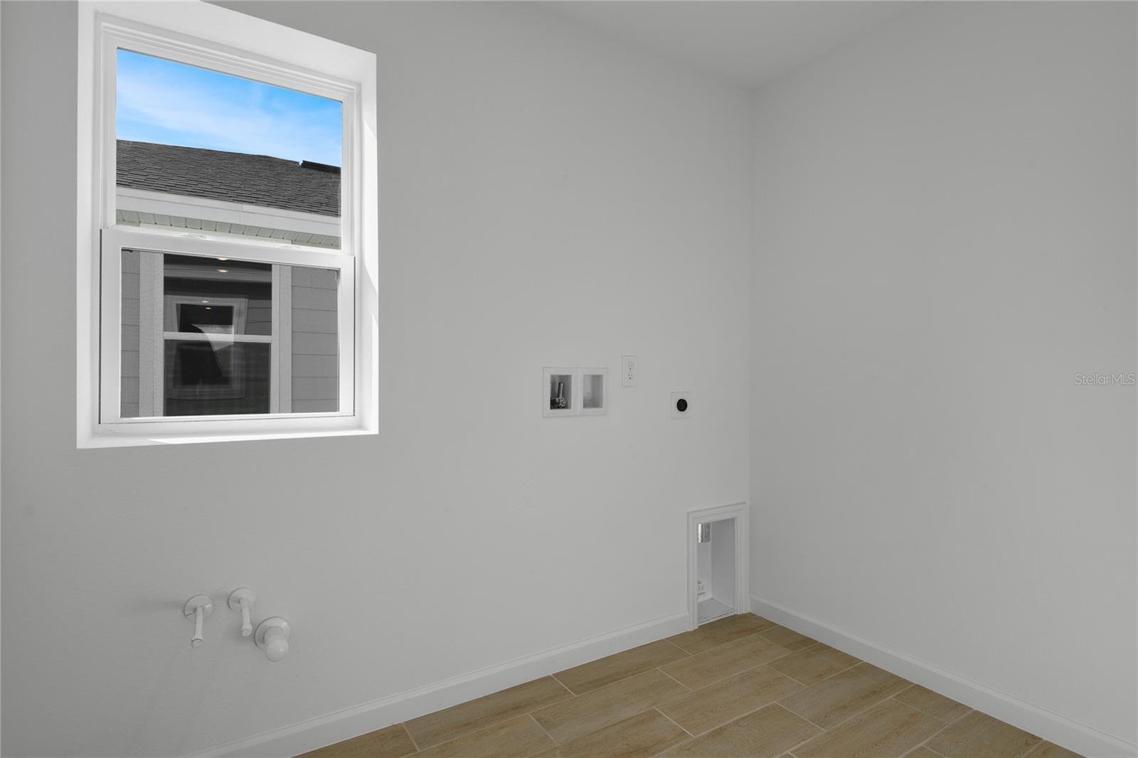 Image 17 of 20 For 5339 Mickey Avenue