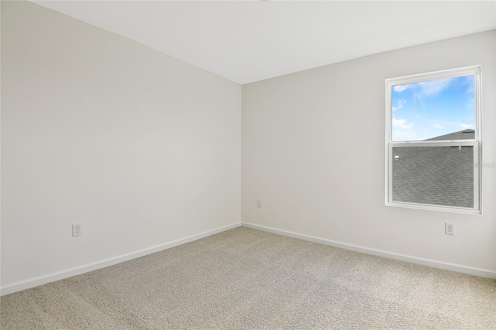 Image 17 of 20 For 1280 Daisy Hill Avenue