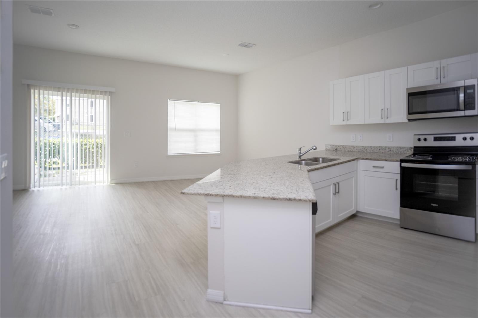 Image 4 of 15 For 2148 Penny Lane