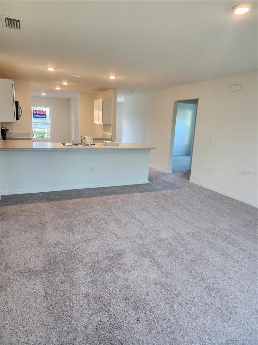 Image 3 of 6 For 2299 San Mateo Drive