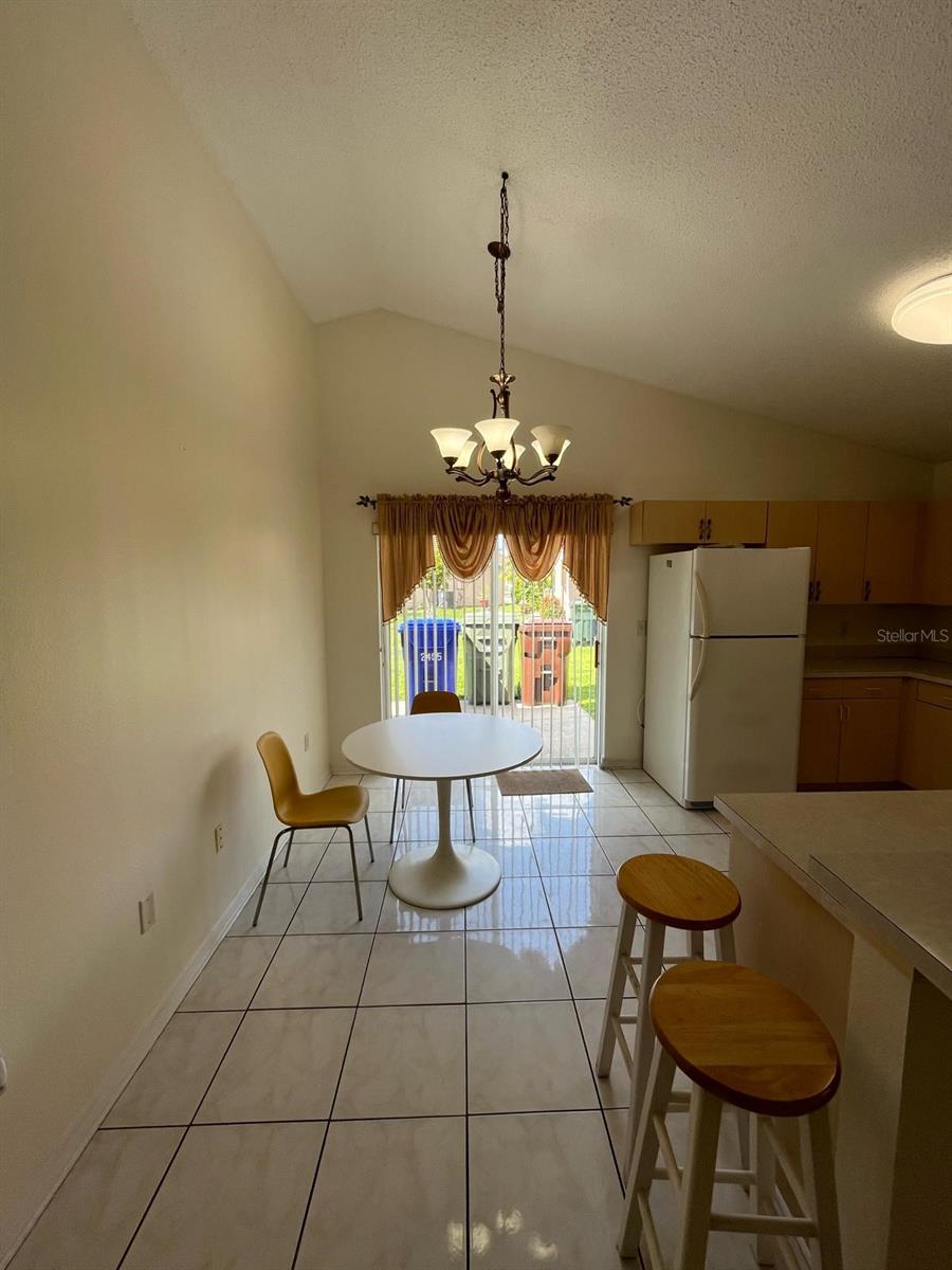 Image 14 of 33 For 2405 Condado Court