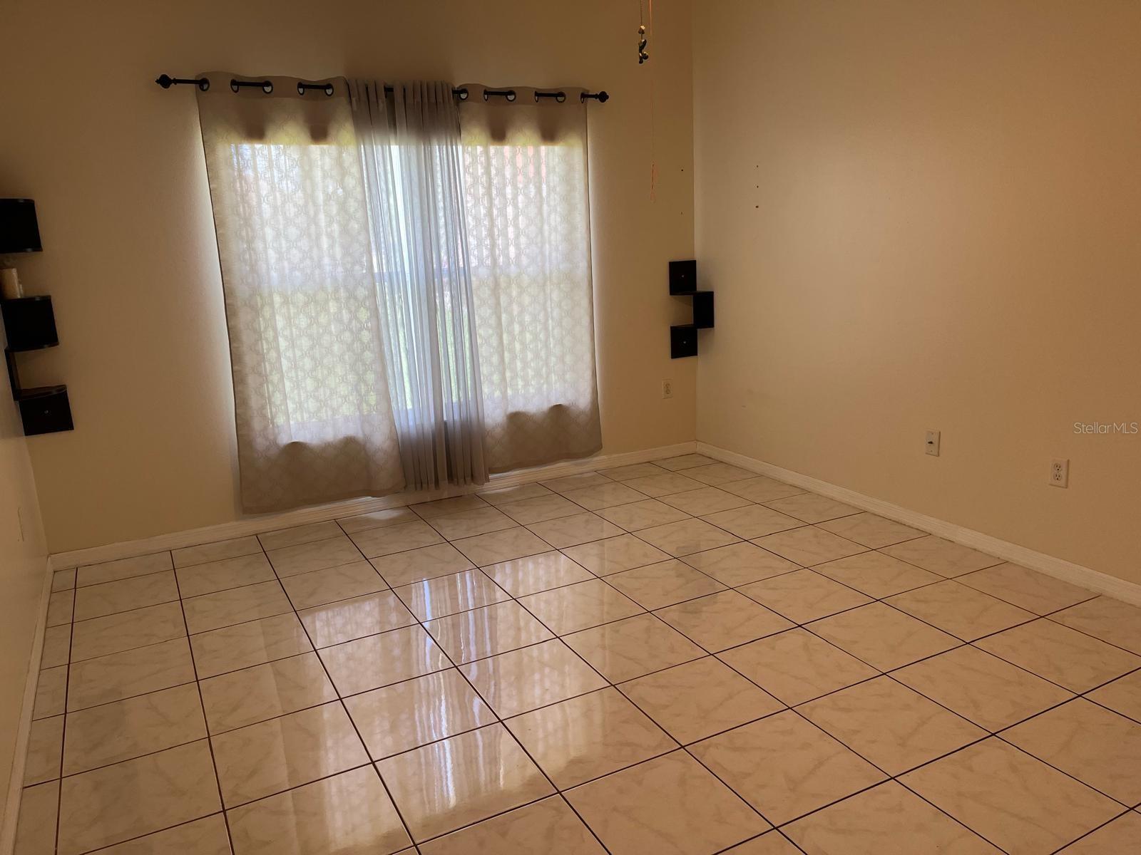 Image 16 of 33 For 2405 Condado Court