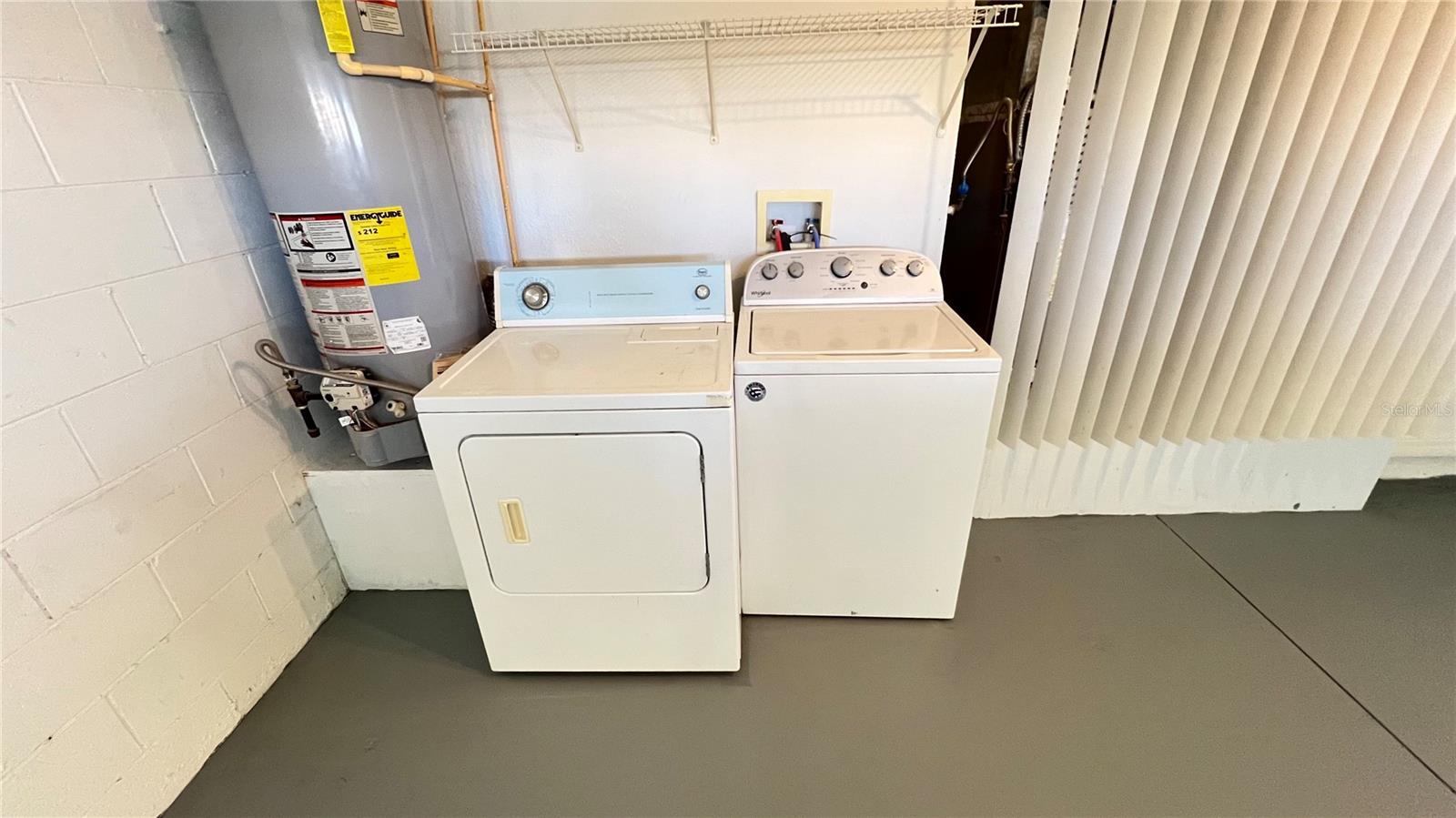 Image 17 of 40 For 15915 Heron Hill Street