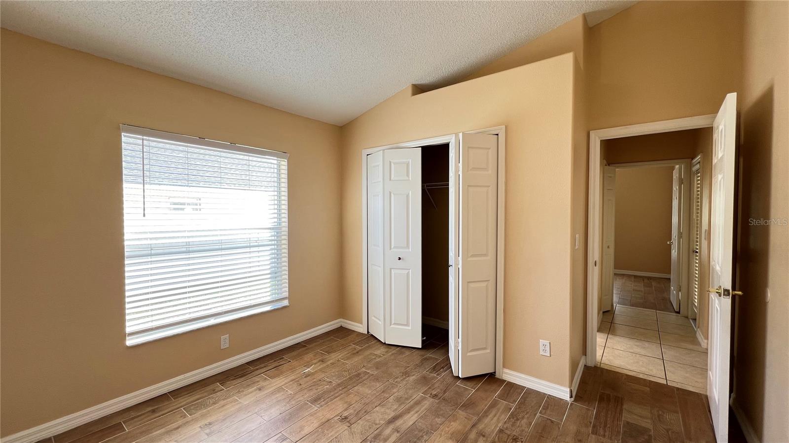 Image 25 of 40 For 15915 Heron Hill Street