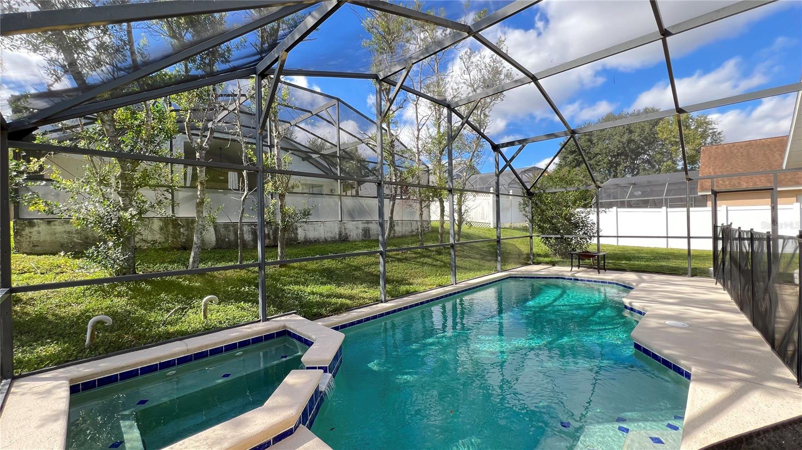 Image 38 of 40 For 15915 Heron Hill Street