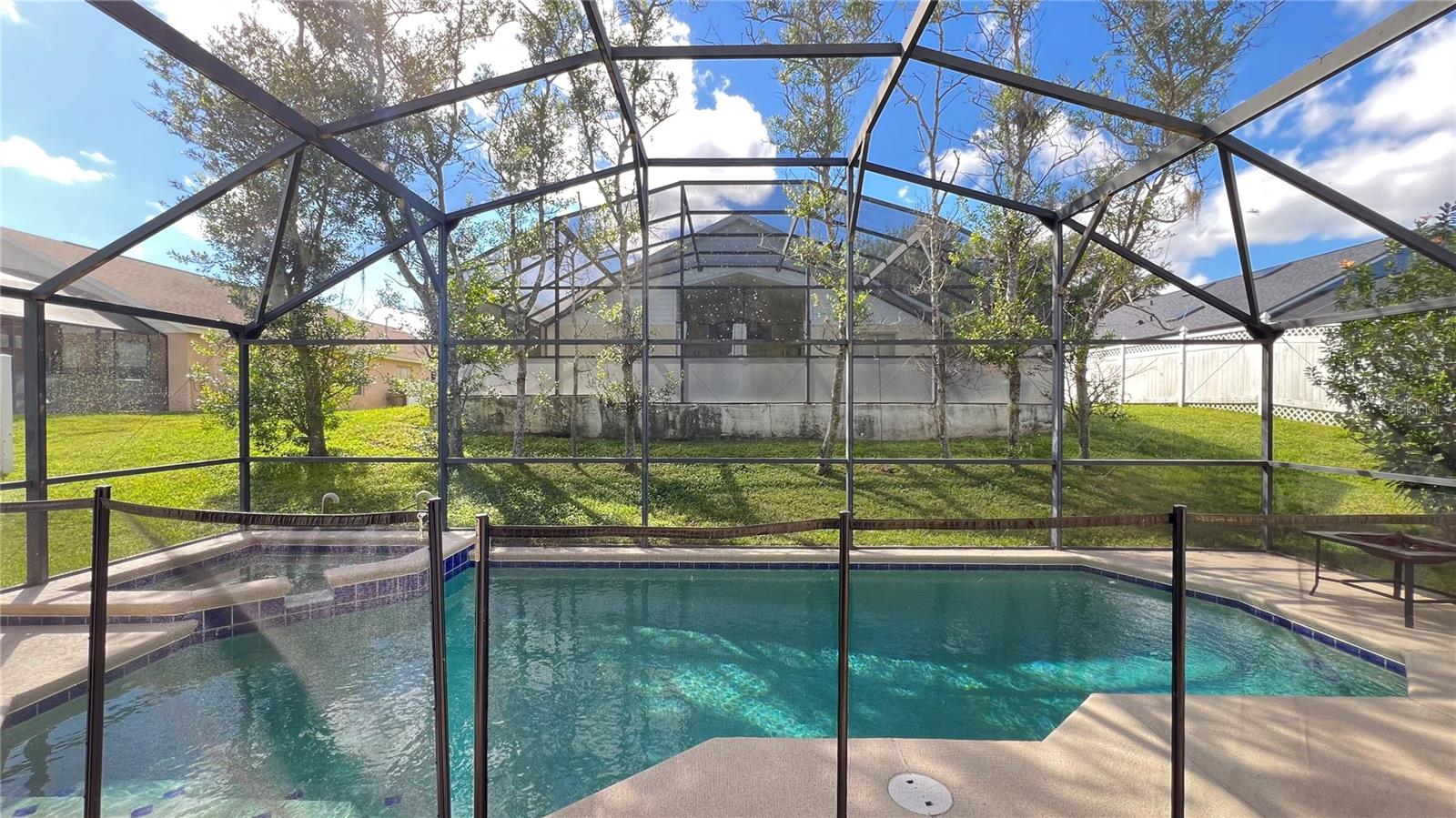 Image 39 of 40 For 15915 Heron Hill Street