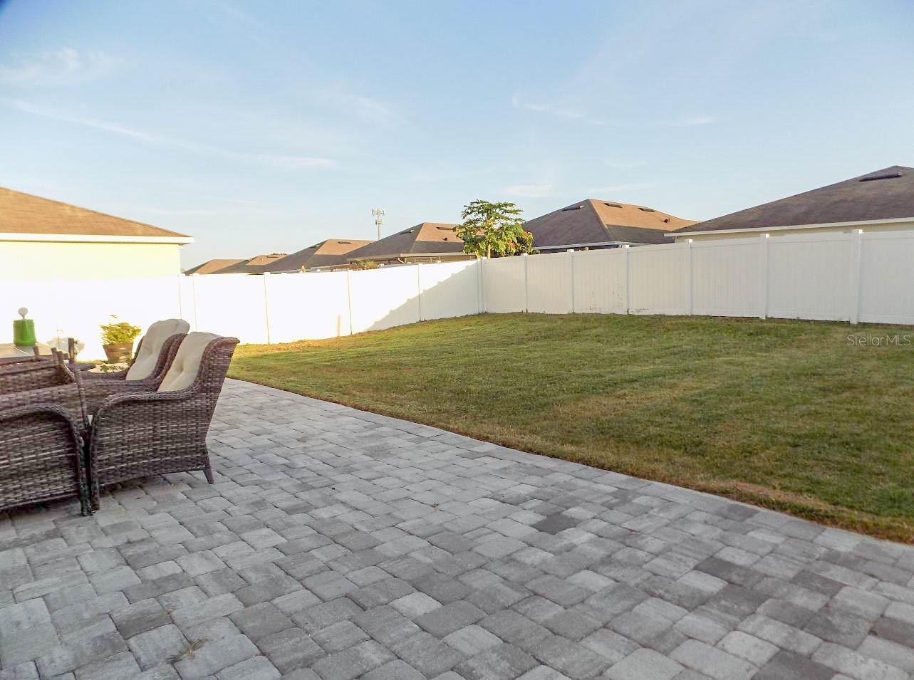 Image 22 of 25 For 5122 Fiddlewood Way