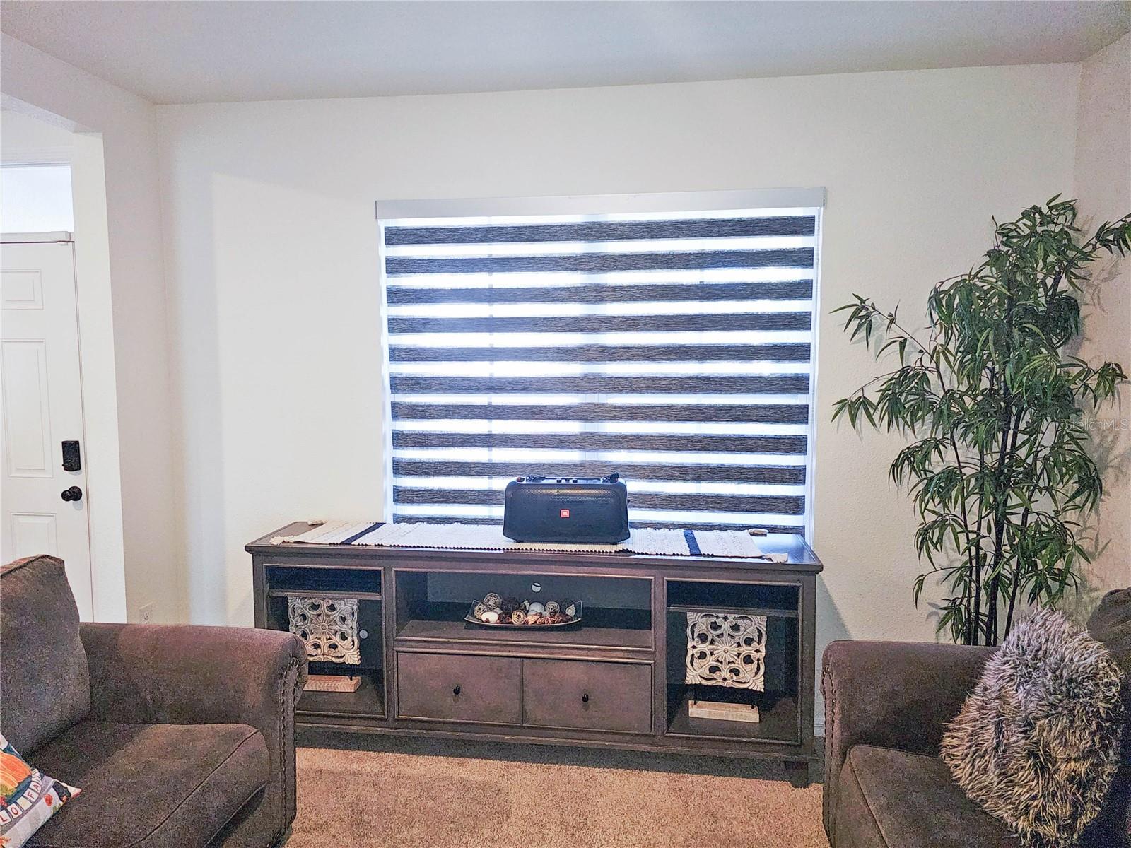 Image 3 of 25 For 5122 Fiddlewood Way