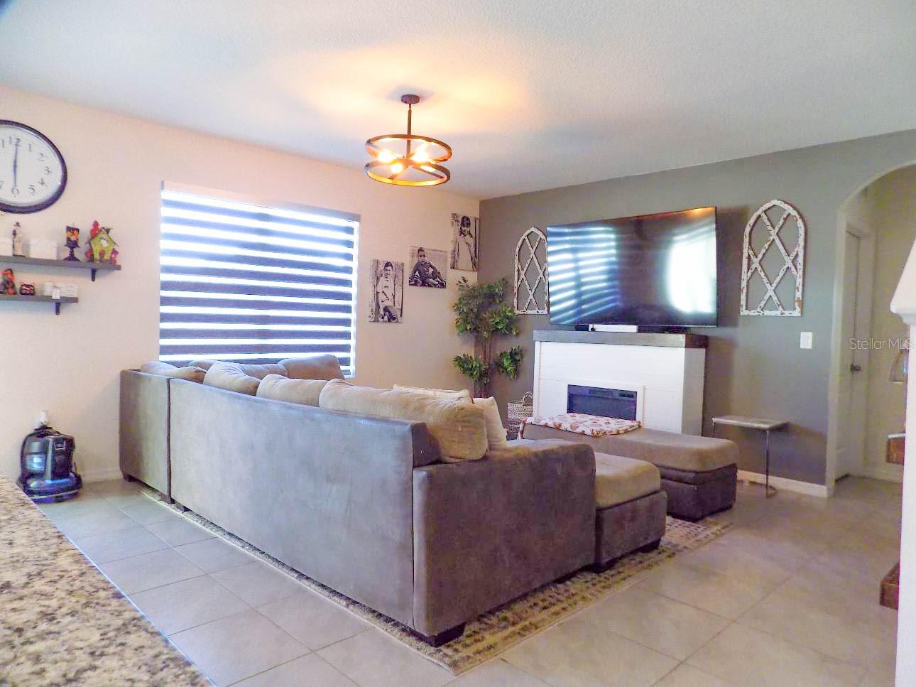 Image 8 of 25 For 5122 Fiddlewood Way