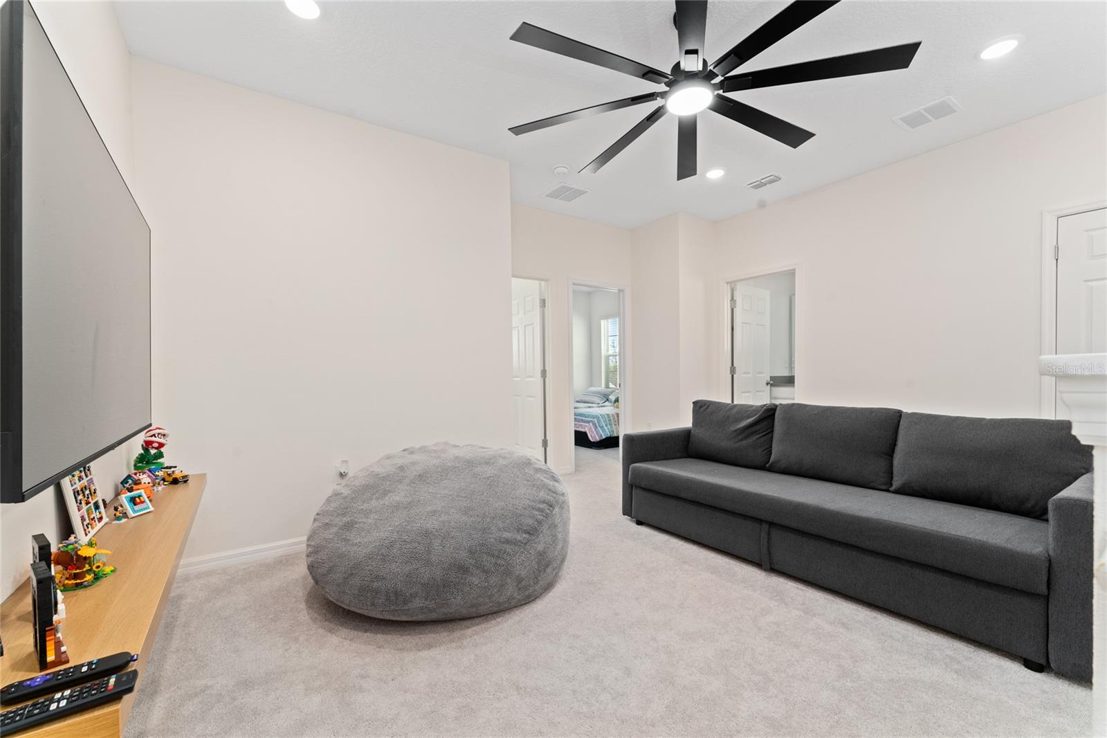 Image 17 of 29 For 7036 Twilight Bay Drive