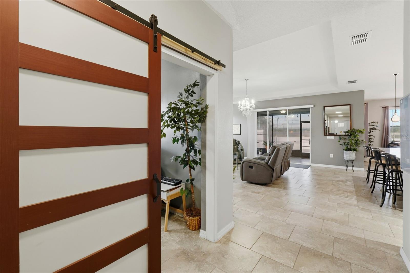 Image 14 of 90 For 1941 Partin Terrace Road