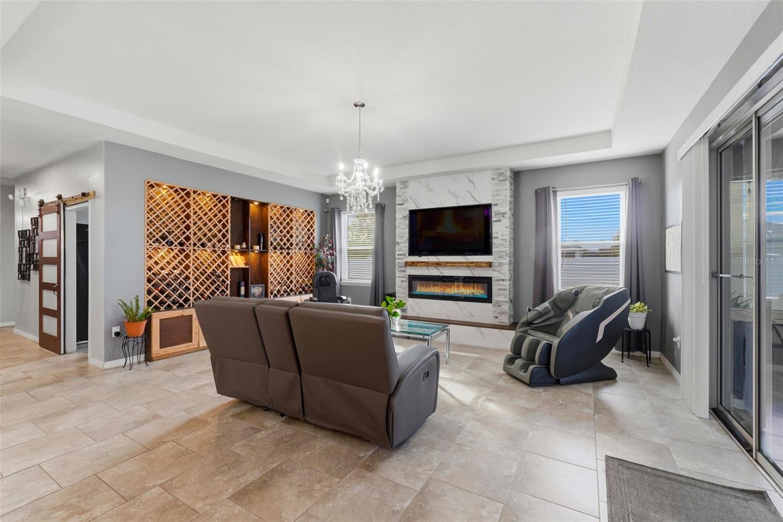 Image 19 of 90 For 1941 Partin Terrace Road