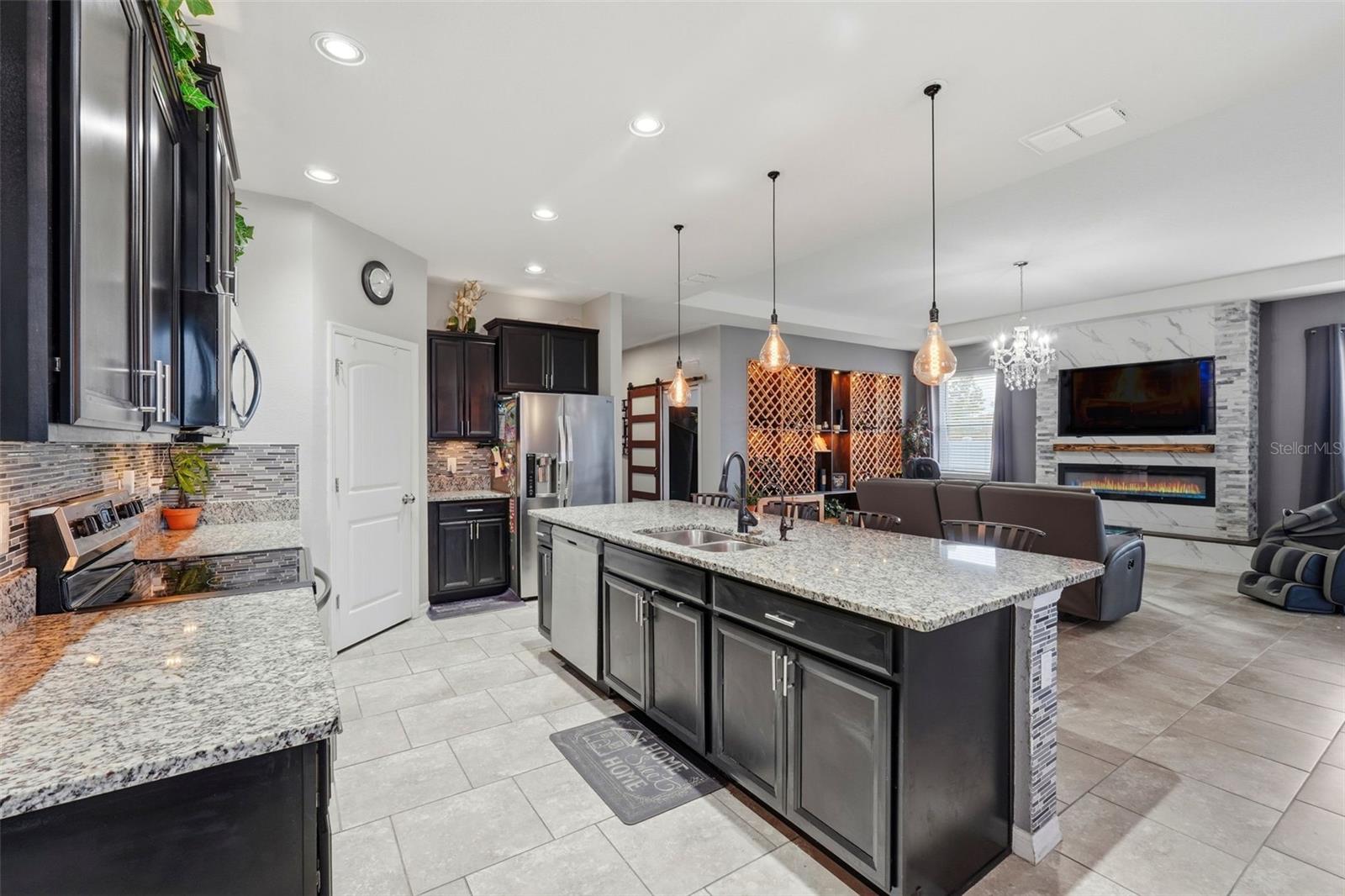 Image 26 of 90 For 1941 Partin Terrace Road