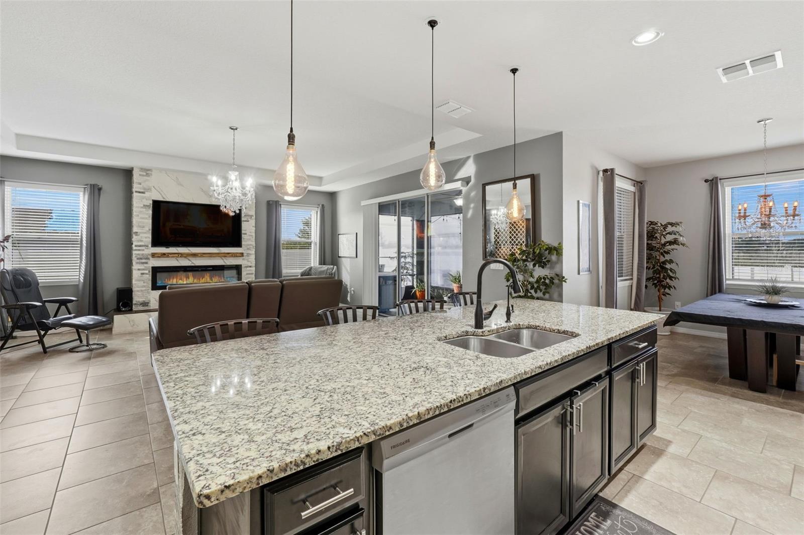 Image 27 of 90 For 1941 Partin Terrace Road