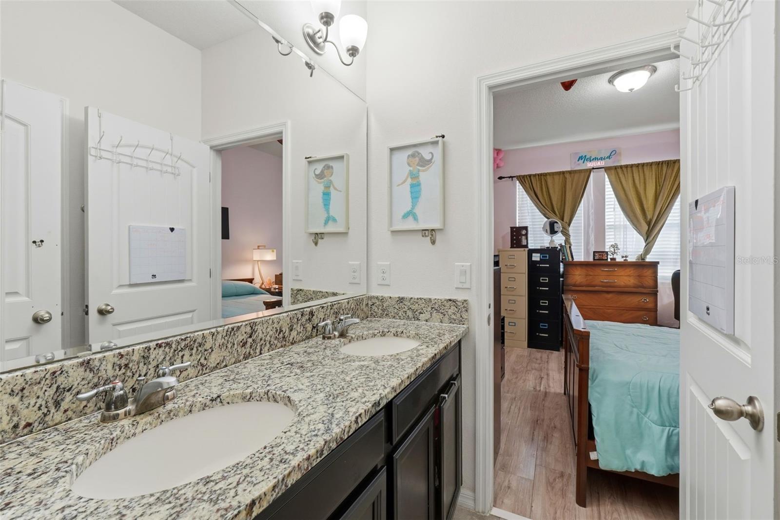 Image 45 of 90 For 1941 Partin Terrace Road