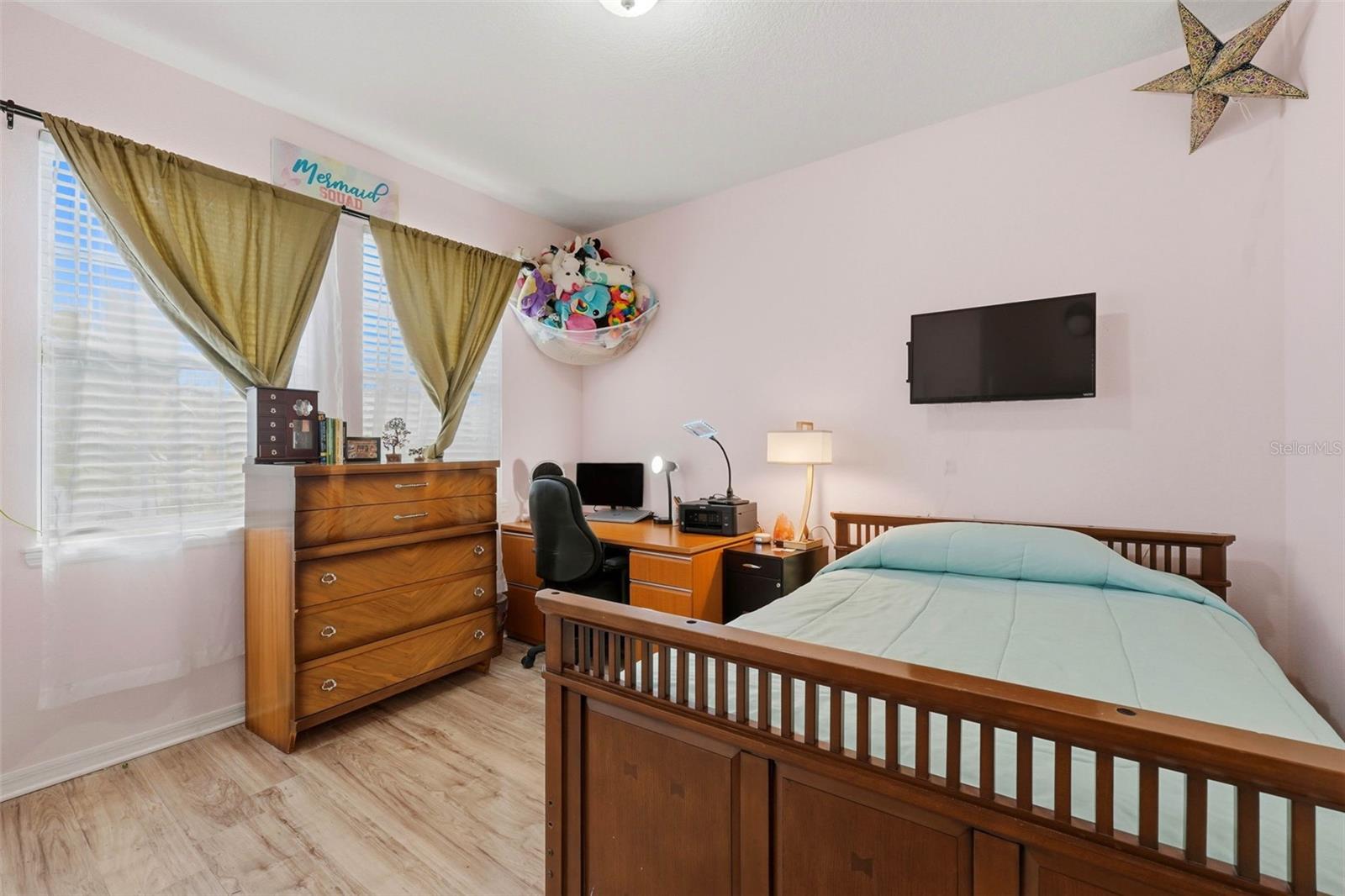 Image 47 of 90 For 1941 Partin Terrace Road