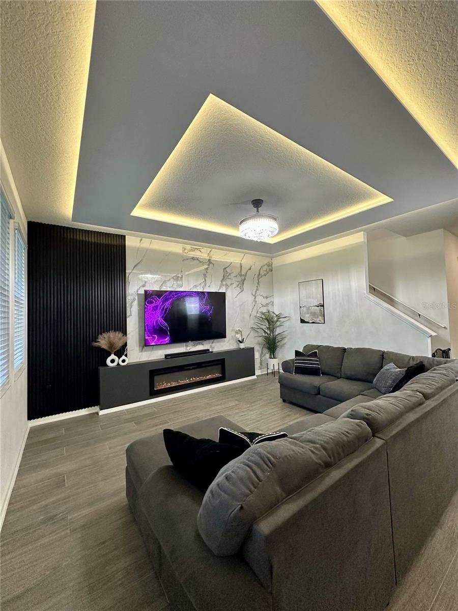 Image 3 of 18 For 6431 Pine Fork Alley