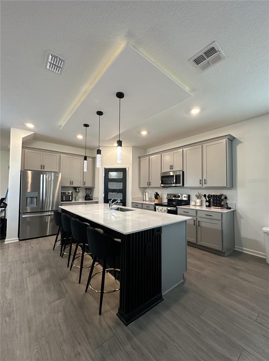 Image 6 of 18 For 6431 Pine Fork Alley