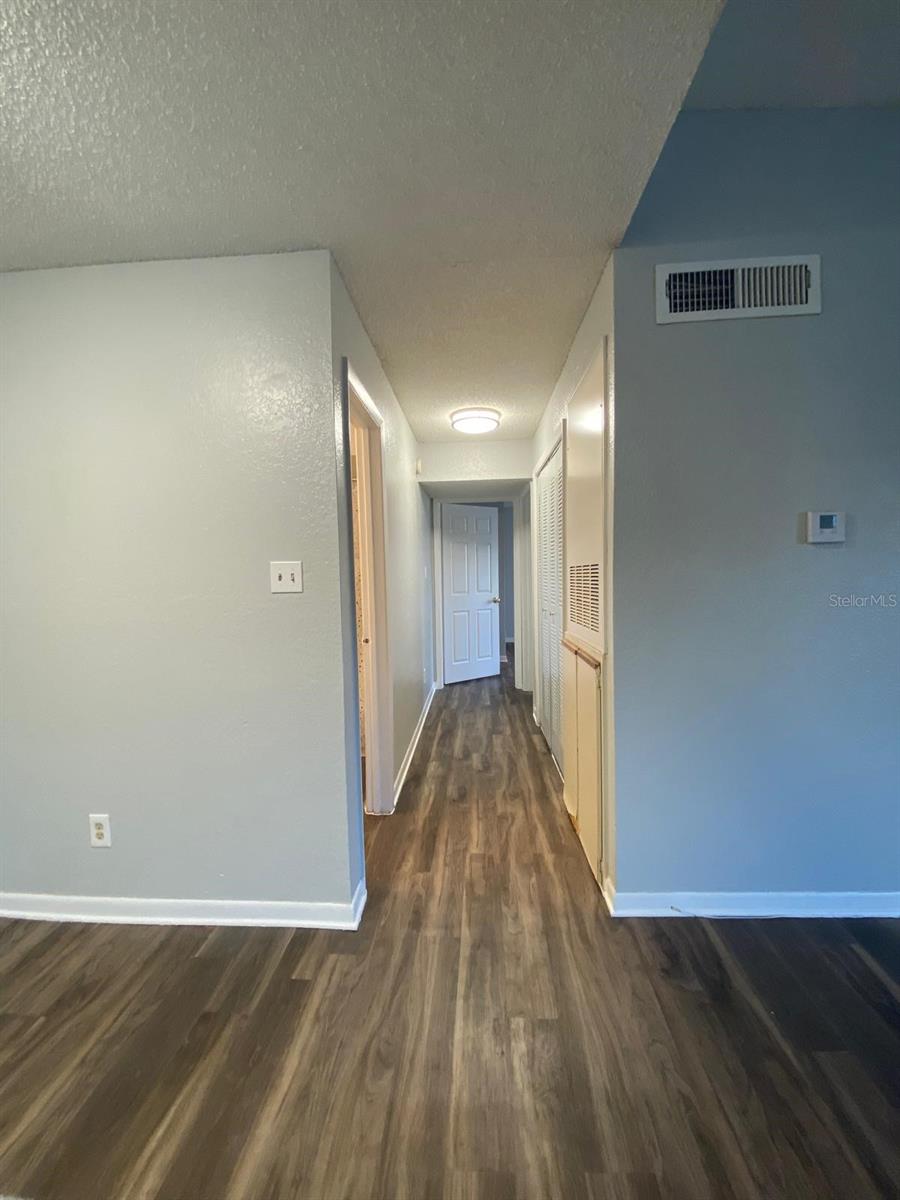 Image 10 of 14 For 4400 Thornbriar Lane 205