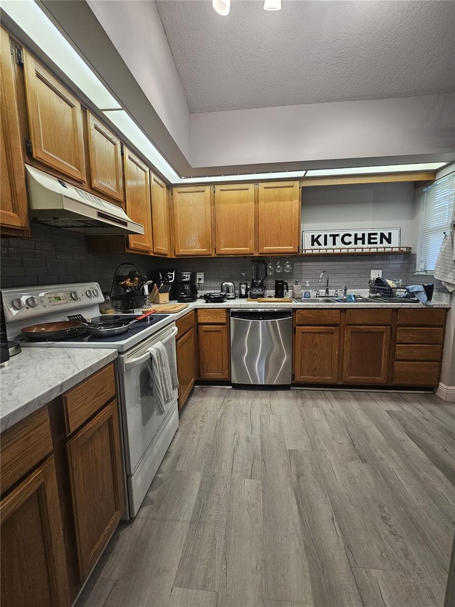 Image 11 of 20 For 2656 Horseshoe Bay Drive