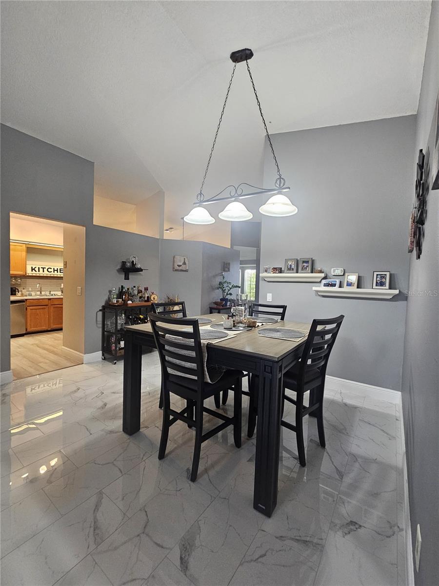 Image 5 of 20 For 2656 Horseshoe Bay Drive