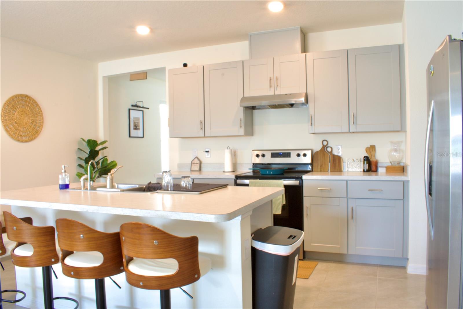 Image 4 of 24 For 1738 Walnut Creek Drive