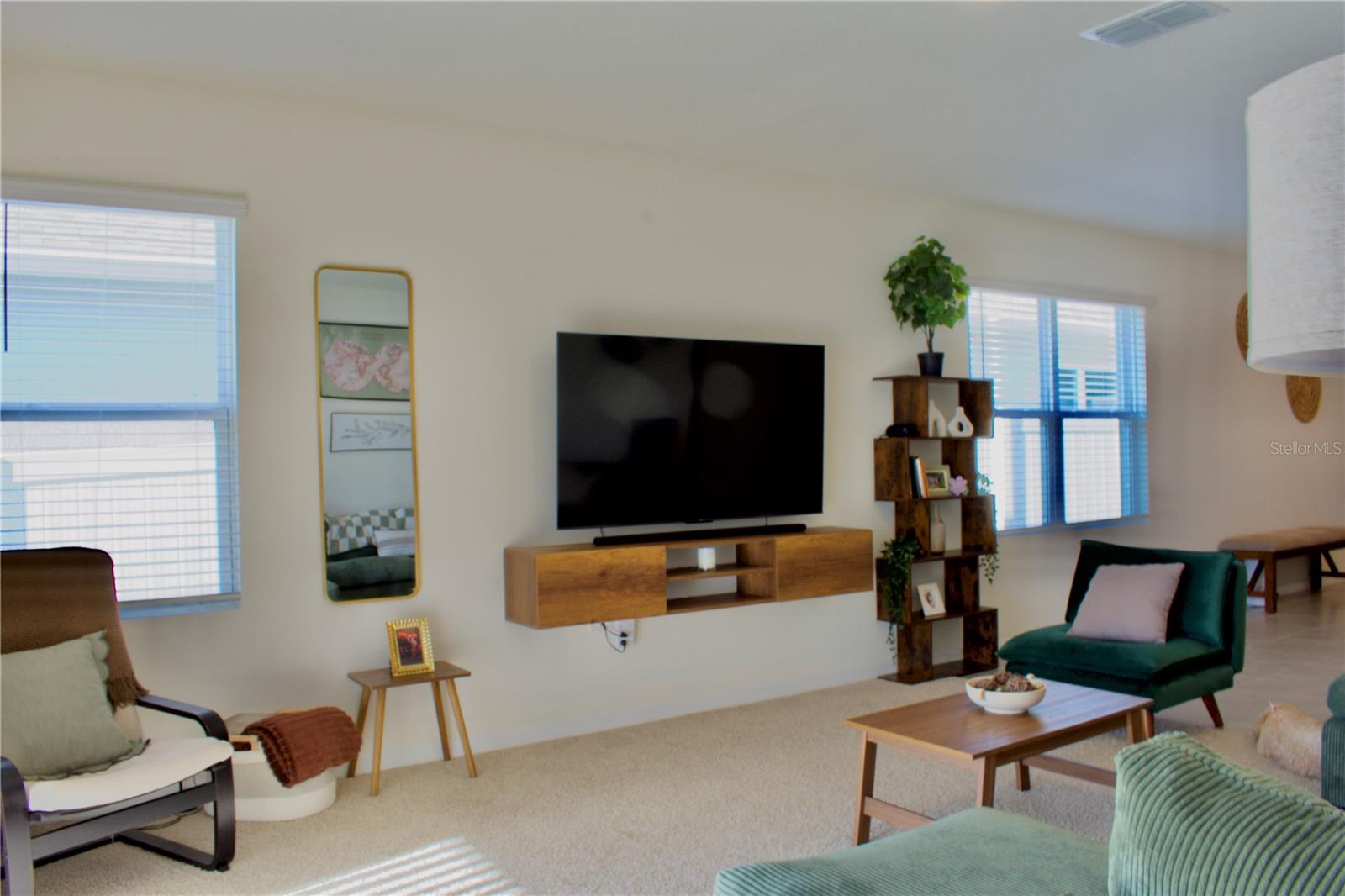 Image 7 of 24 For 1738 Walnut Creek Drive