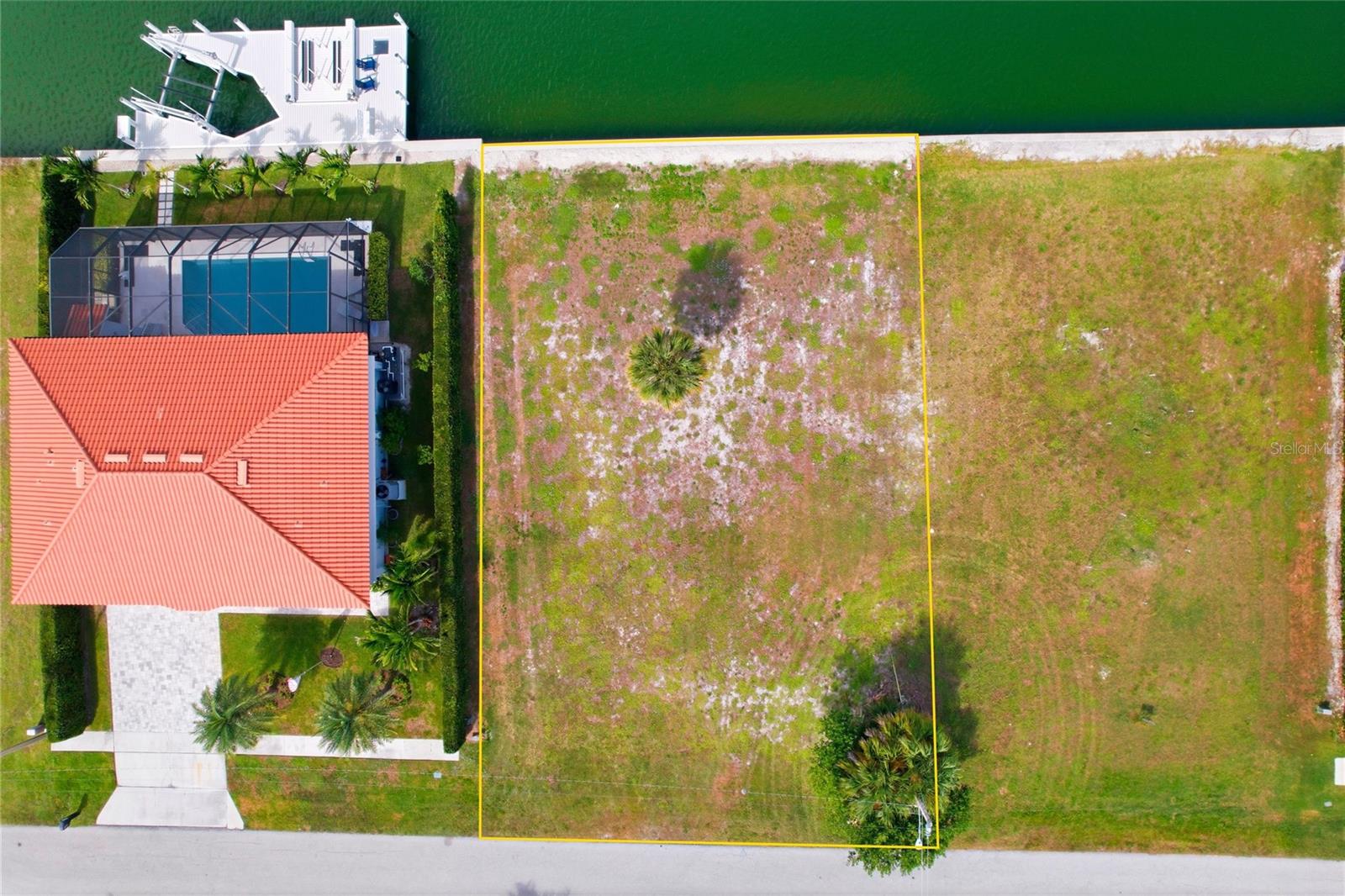 Image 2 of 7 For 677 Pelican Court