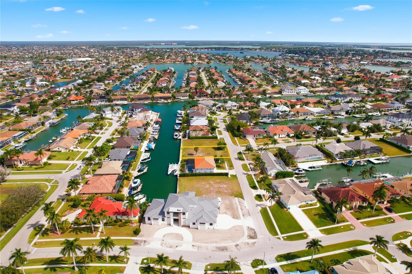 Image 7 of 7 For 677 Pelican Court