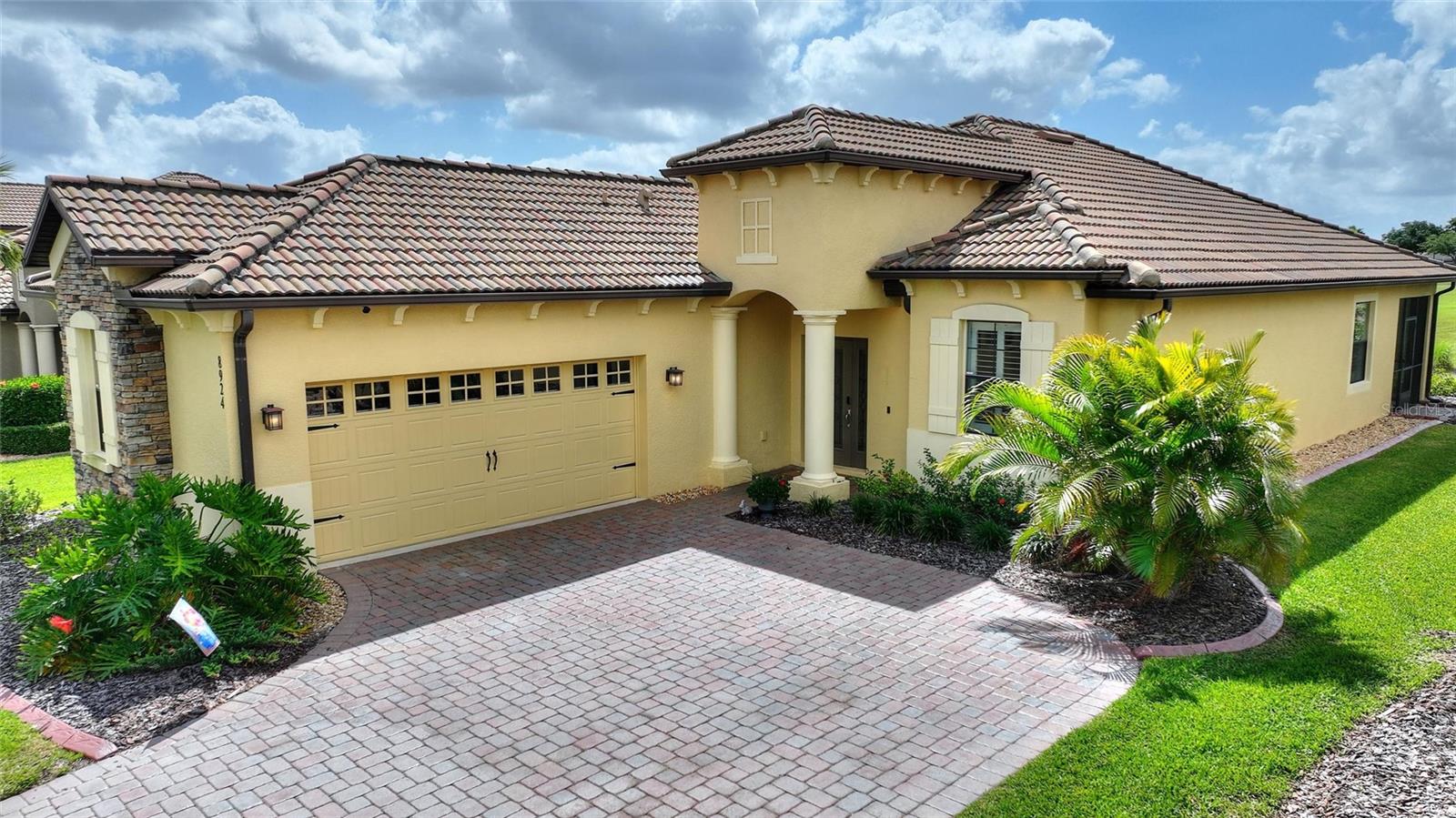 Details for 8924 Dove Valley Way, DAVENPORT, FL 33896